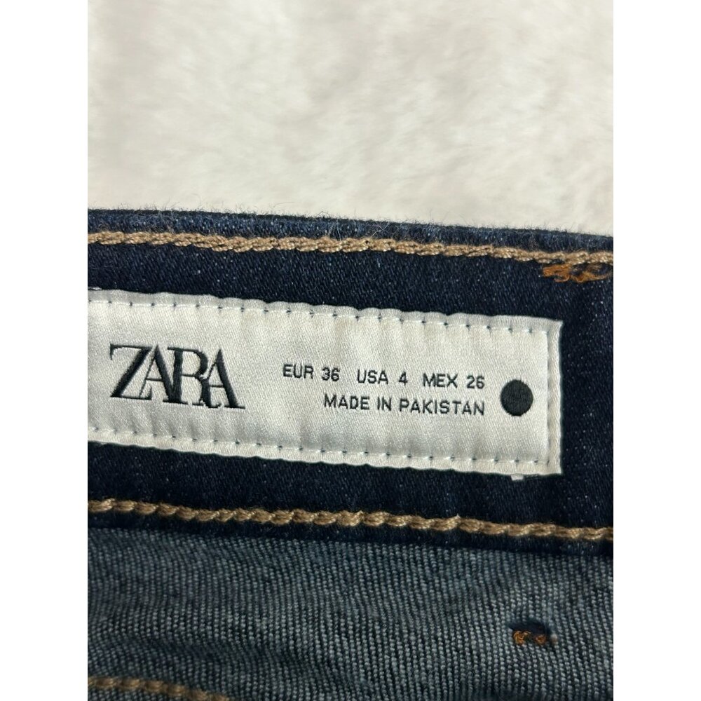 Zara Women’s US Size 4 Dark Wash Mid Rise Bootcut Jeans 33 Inch Inseam - Picture 12 of 16